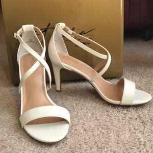 Thalia Sodi Daria Strappy Sandal
